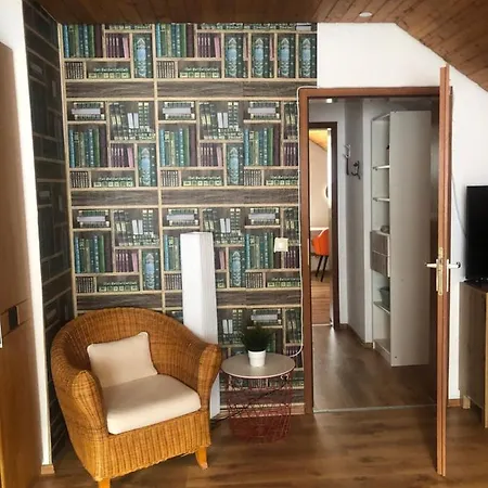 Gemuetliches Zwei Homestay *